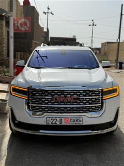 GMC Acadia